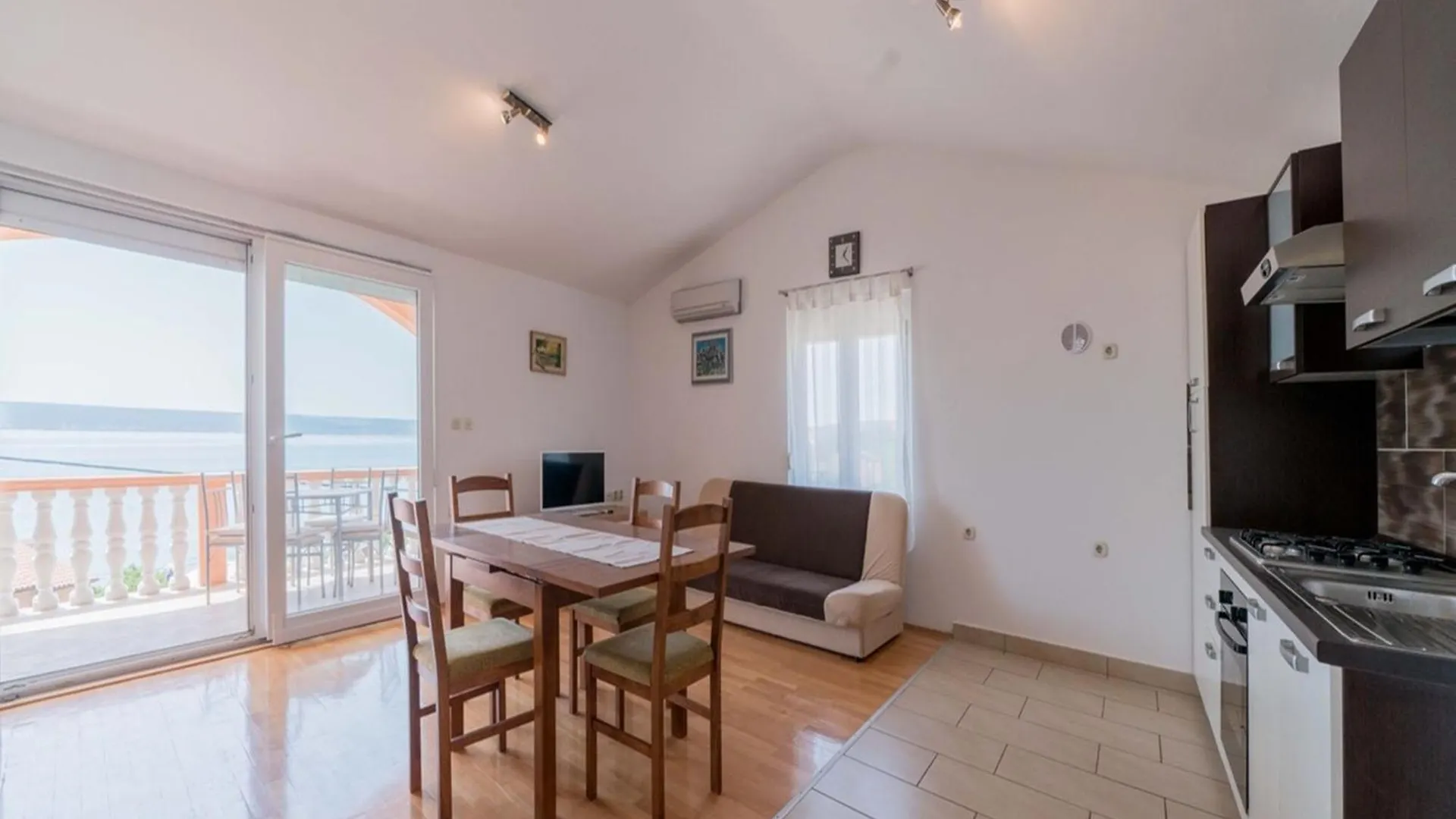 Capacious Holiday Home In Maslenica Croatia