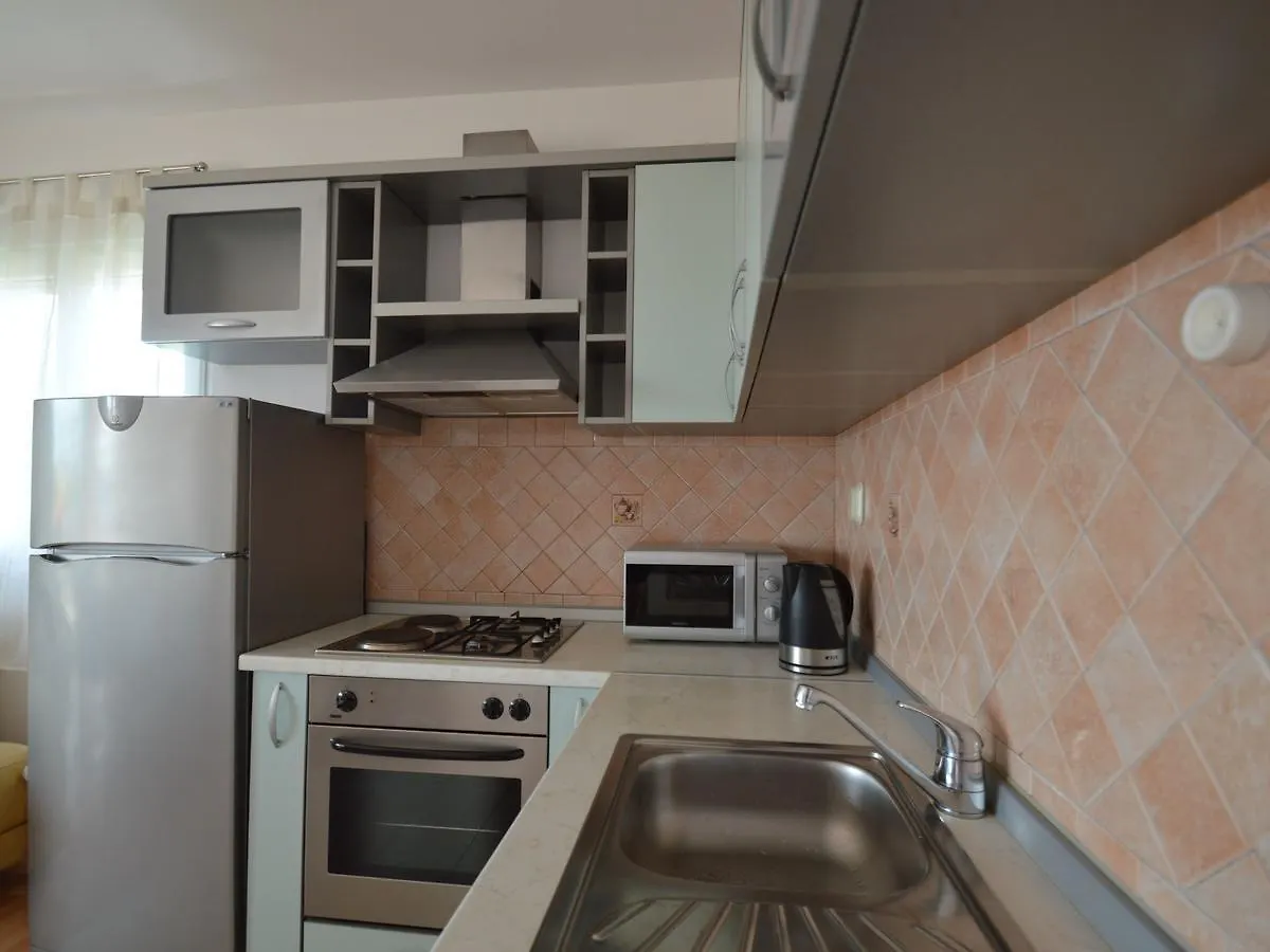 Capacious Holiday Home In Maslenica